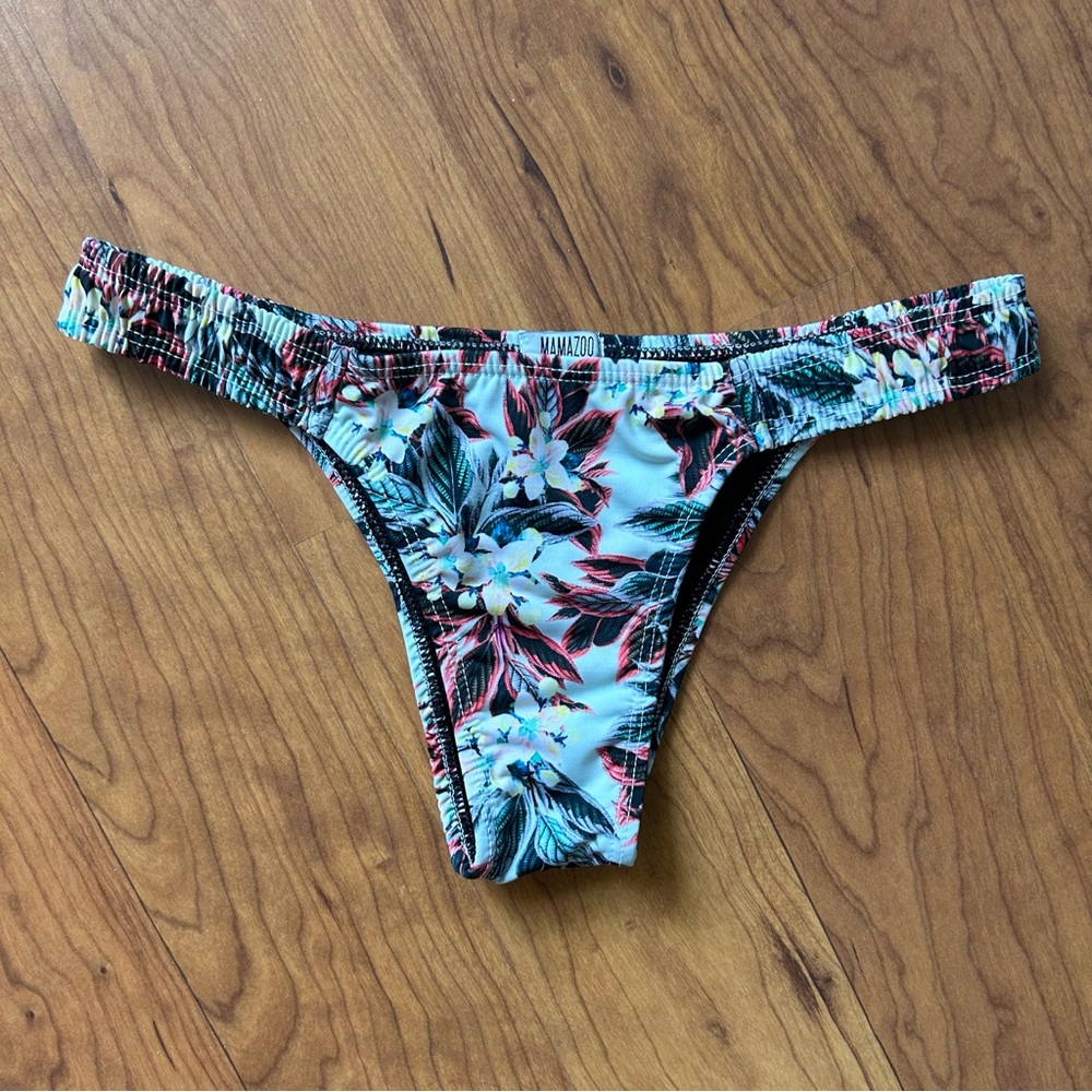 NWOT Mamazoo Swim Floral Scrunch Band Bikini Bottom, Black/Multi